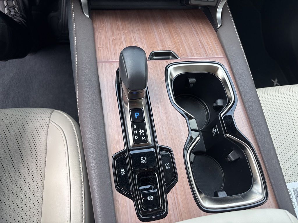 2025 Lexus RX 350 - Photo 15
