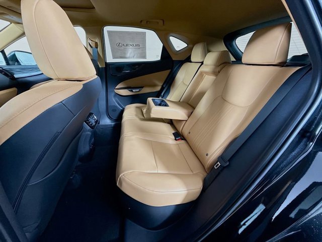 2026 Lexus NX 350h Premium - Photo 17