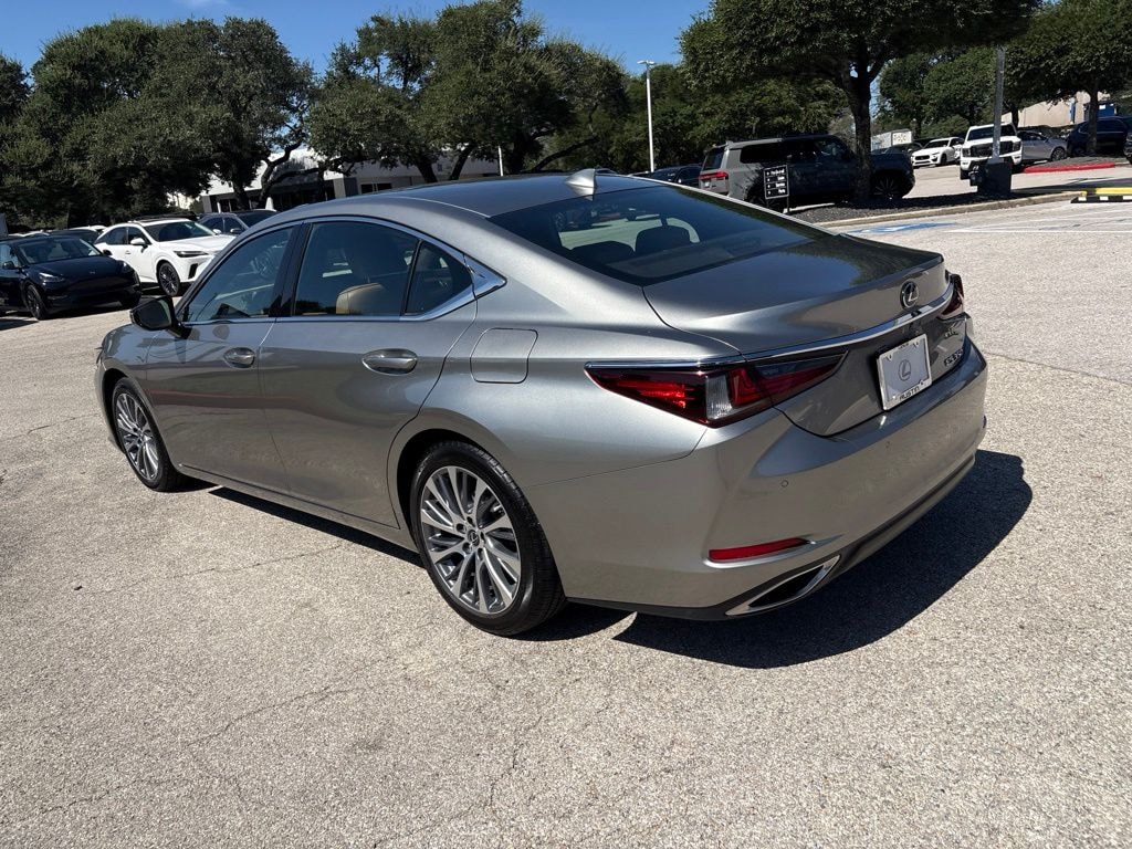 Used 2021 Lexus ES 350 Luxury Sedan