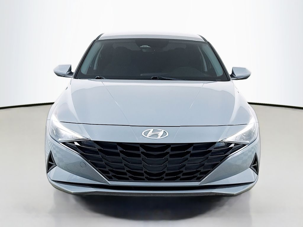 Used 2022 Hyundai Elantra SEL Sedan