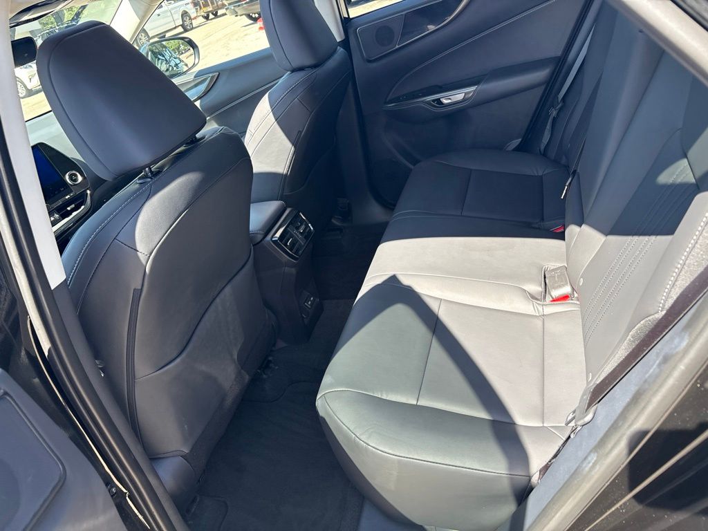 2026 Lexus NX 350 - Photo 20