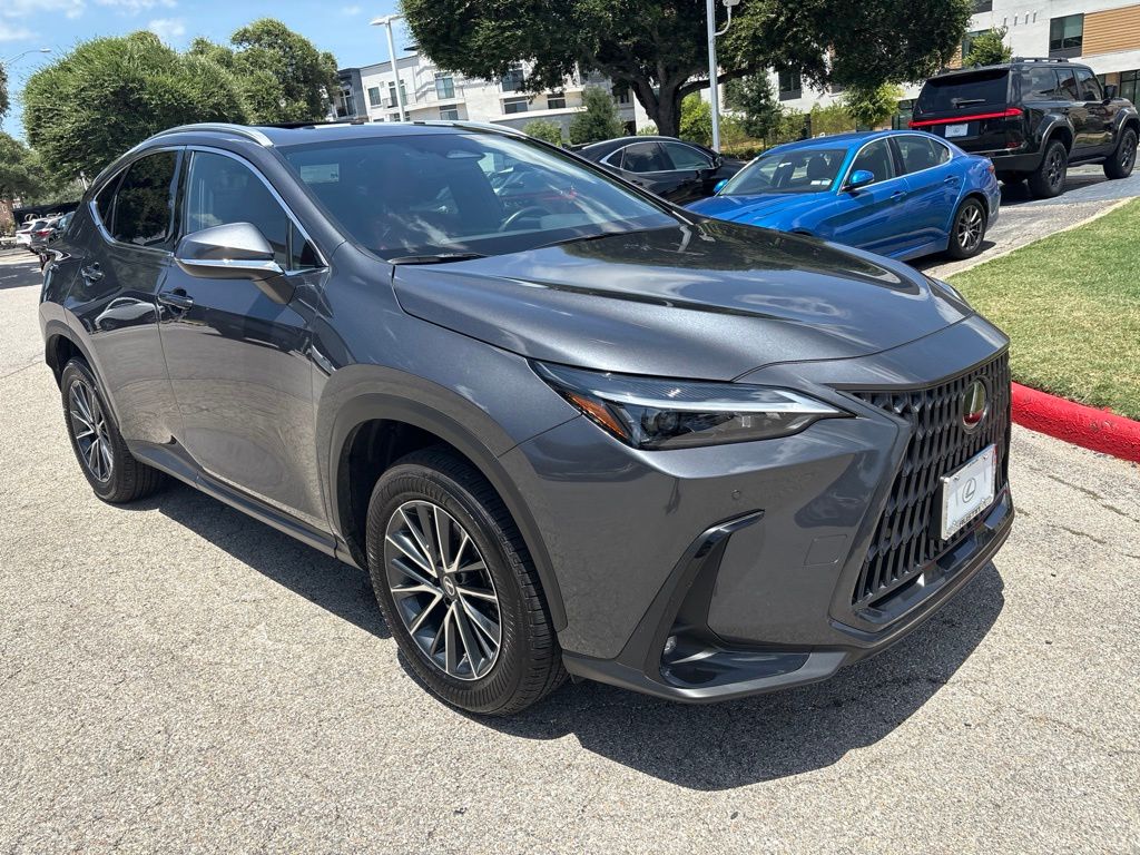 2026 Lexus NX 350 - Photo 7