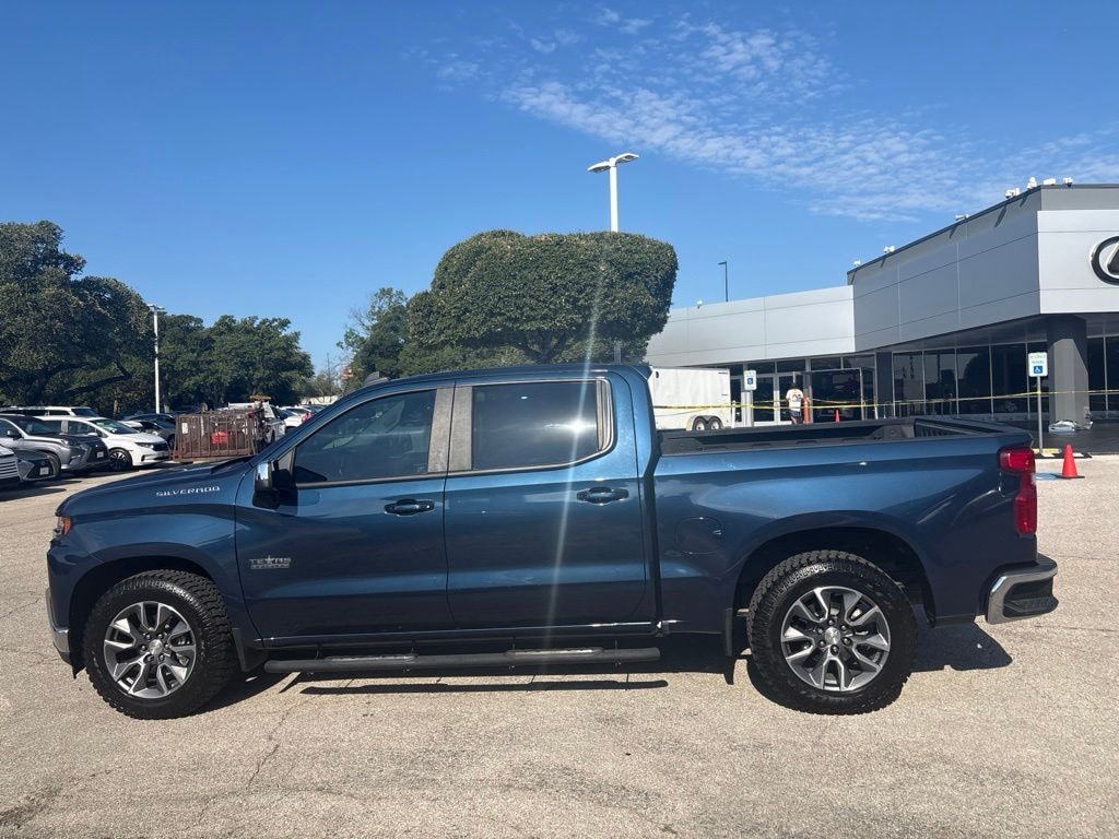 Used 2020 Chevrolet Silverado 1500 LT Truck Crew Cab