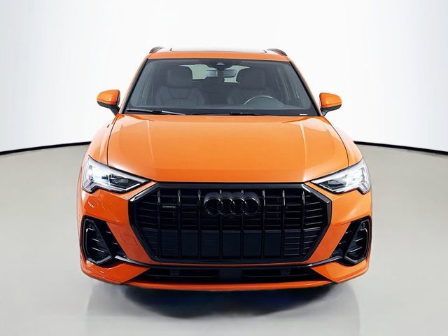 2024 Audi Q3 S line Premium Plus photo 2