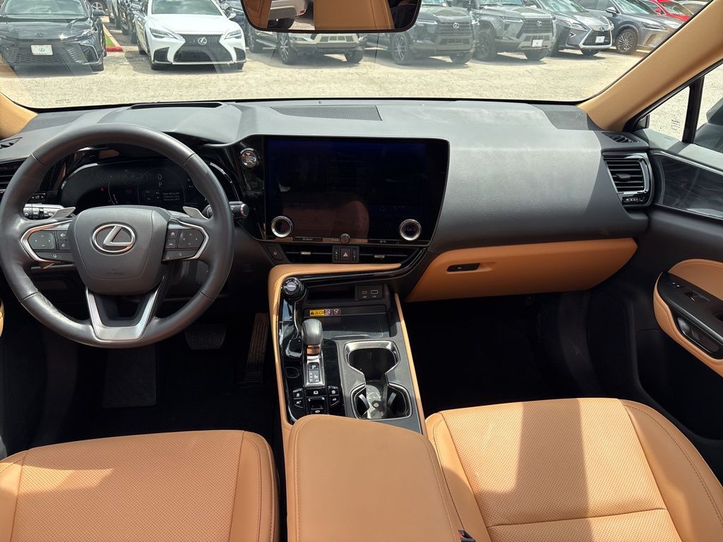 2025 Lexus NX 350 - Photo 21