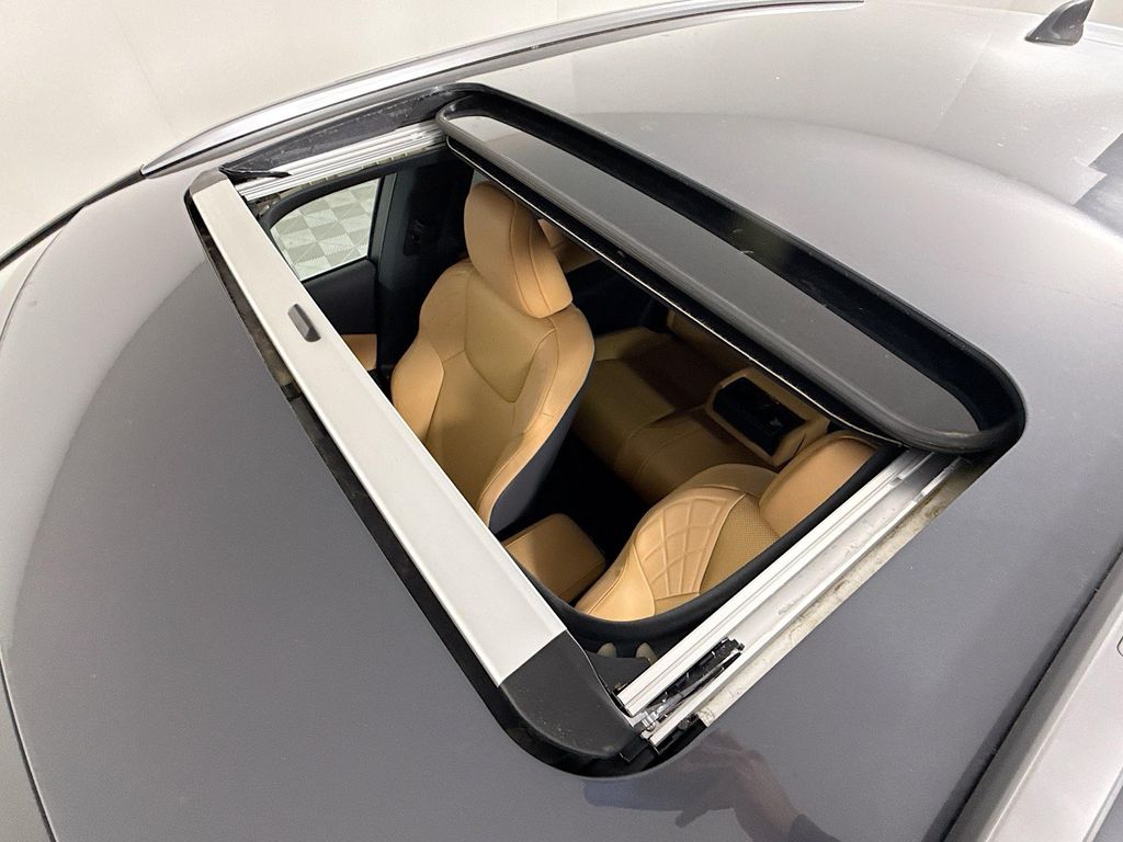 2025 Lexus RX 350 - Photo 23