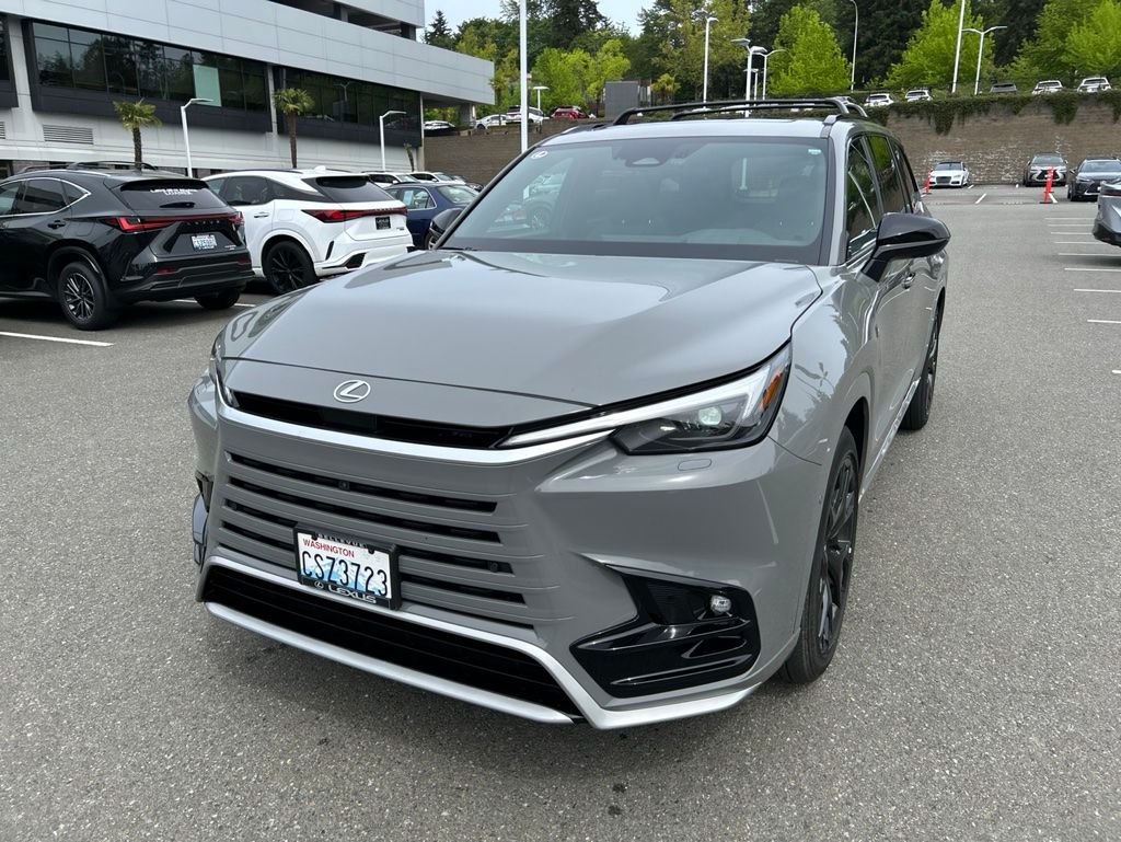 2025 Lexus TX 500h 500h F Sport Luxury's photo