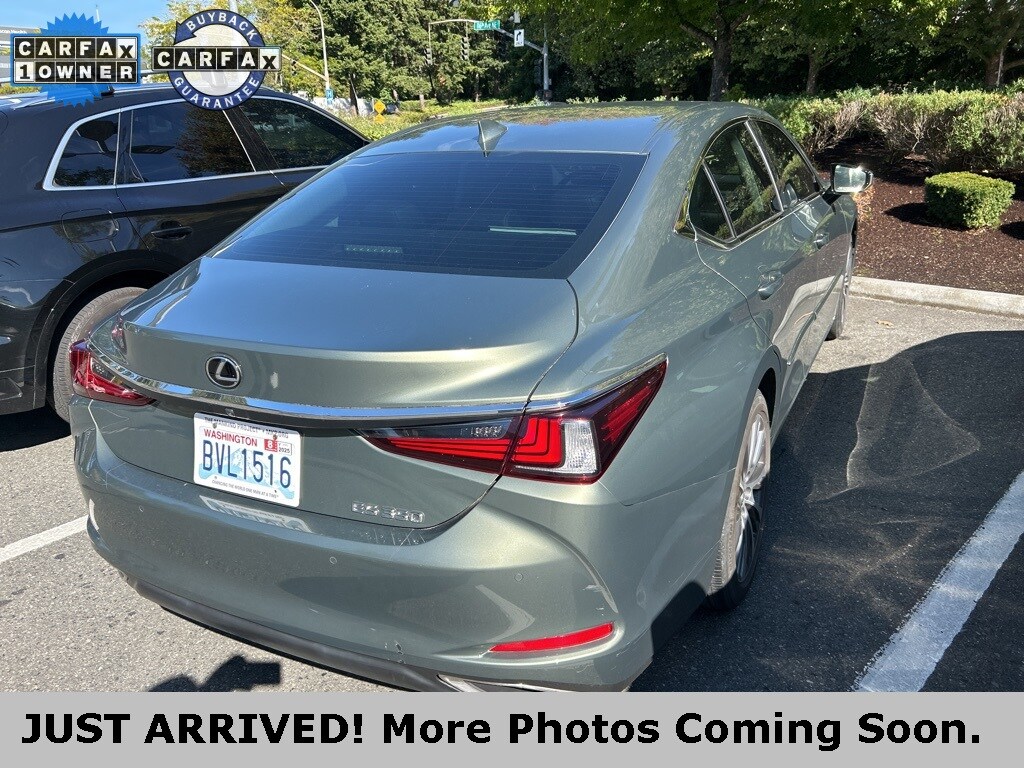 2020 Lexus ES 350 Premium photo 4