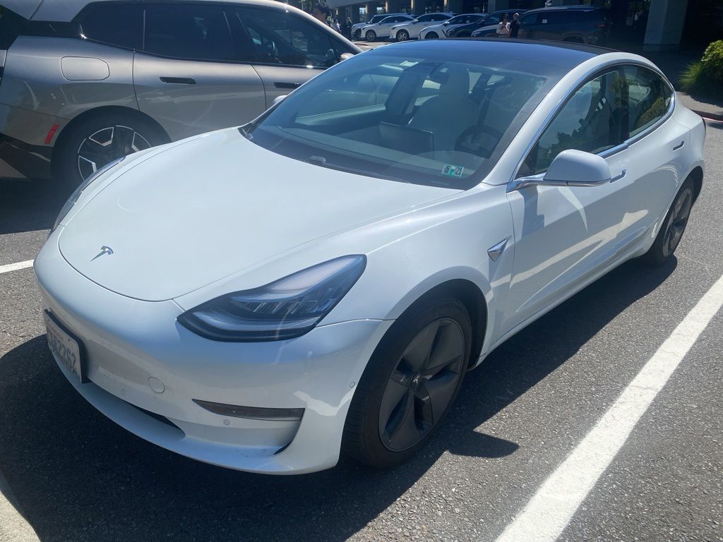 2018 Tesla Model 3's photo