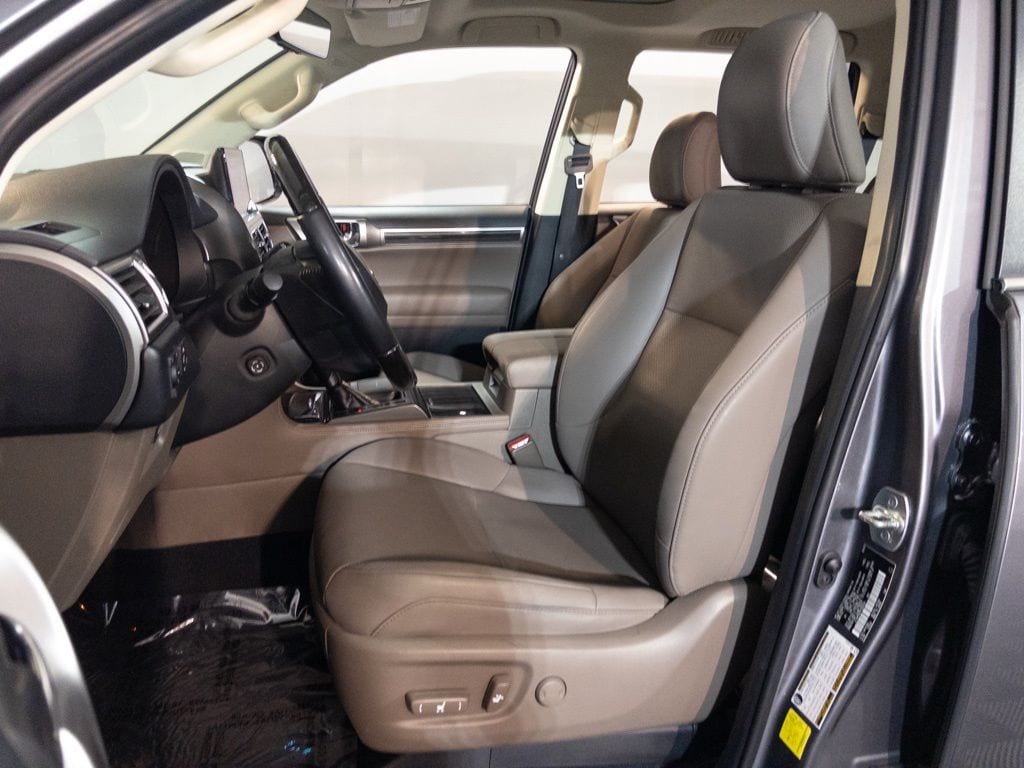 2023 Lexus GX PREMIUM - Photo 12