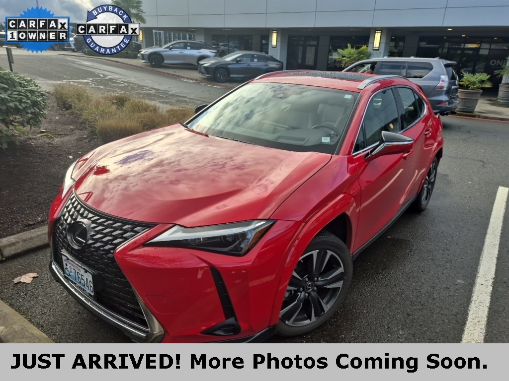 2023 Lexus UX Hybrid 250h Premium's photo