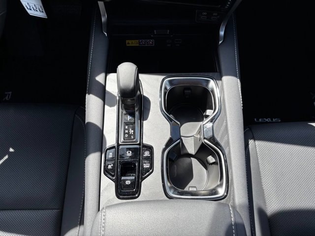 2026 Lexus RX 450h+ Premium - Photo 23