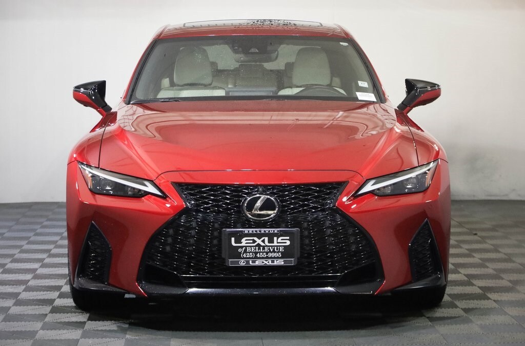 2023 Lexus IS 350 F SPORT photo 2