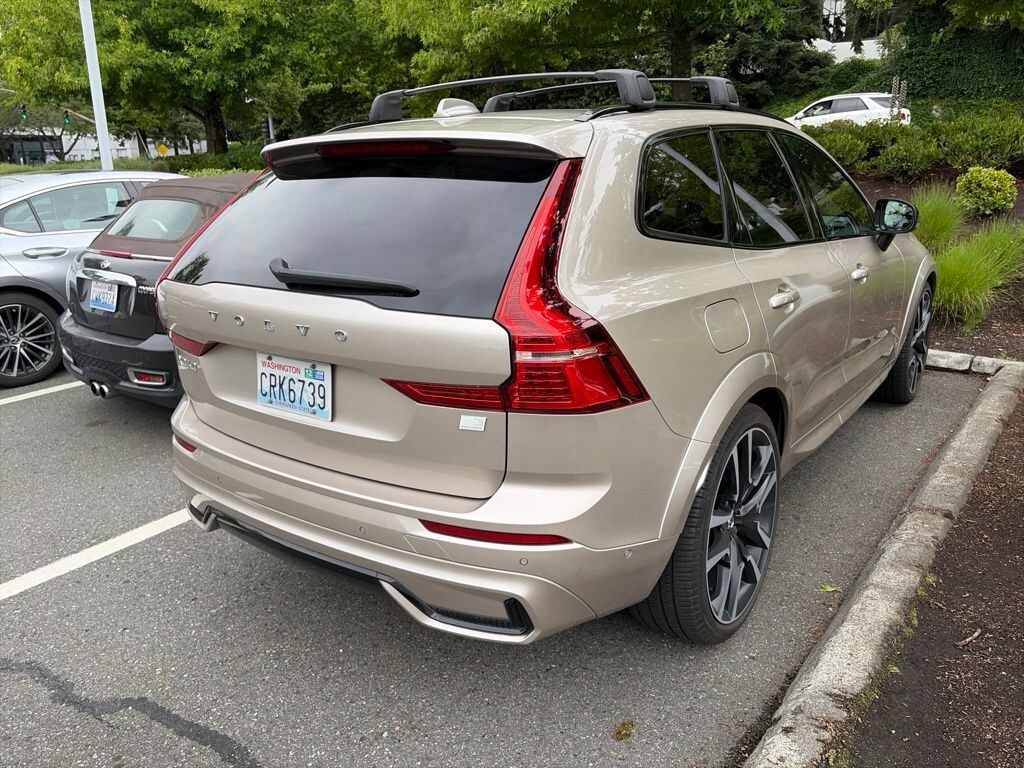 Used 2023 Volvo XC60 Recharge Plug-In Hybrid Ultimate Dark Theme
