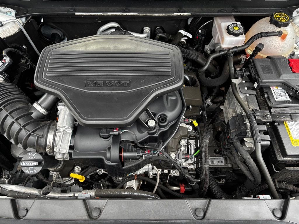 Used 2023 GMC Acadia Denali