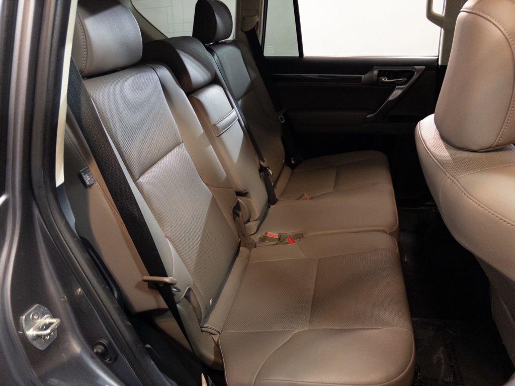 2023 Lexus GX PREMIUM - Photo 15
