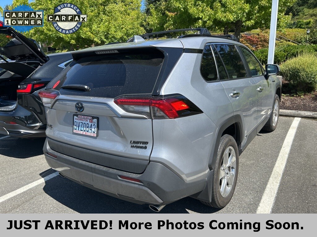 2020 Toyota RAV4 Hybrid Limited photo 2