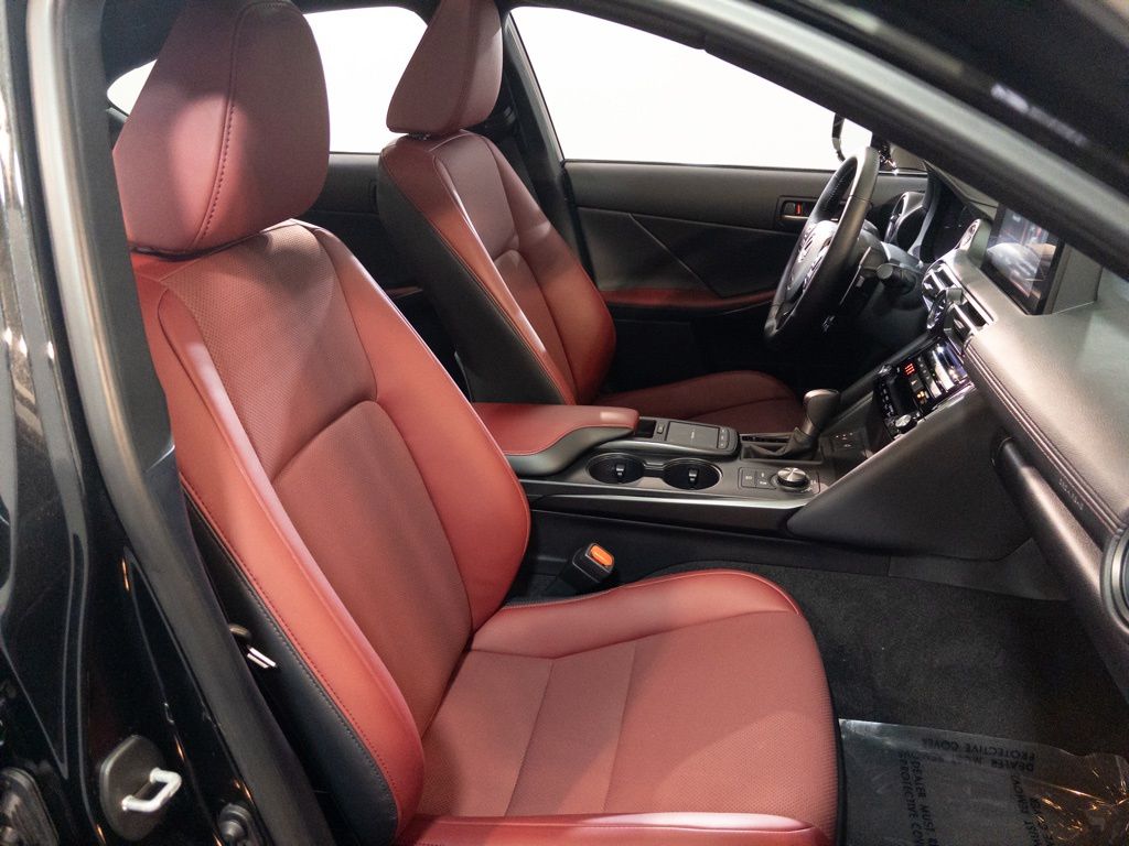 2025 Lexus IS 300 F SPORT DESIGN - Photo 15