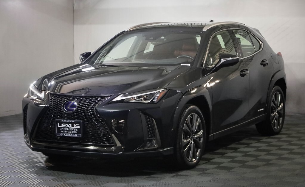 2022 Lexus UX 250h F SPORT photo 3