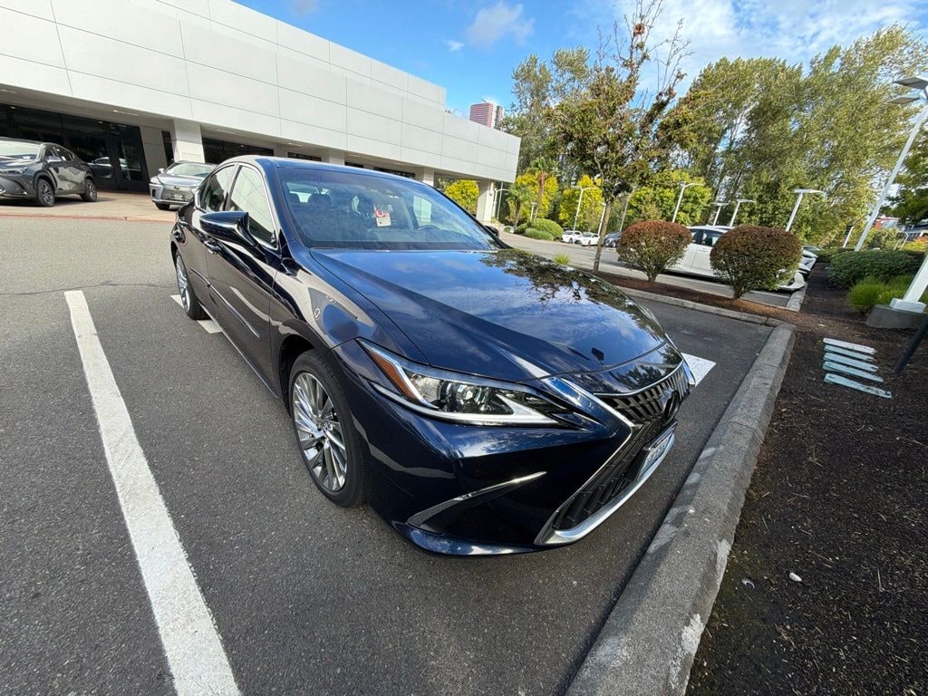 Used 2023 Lexus ES
