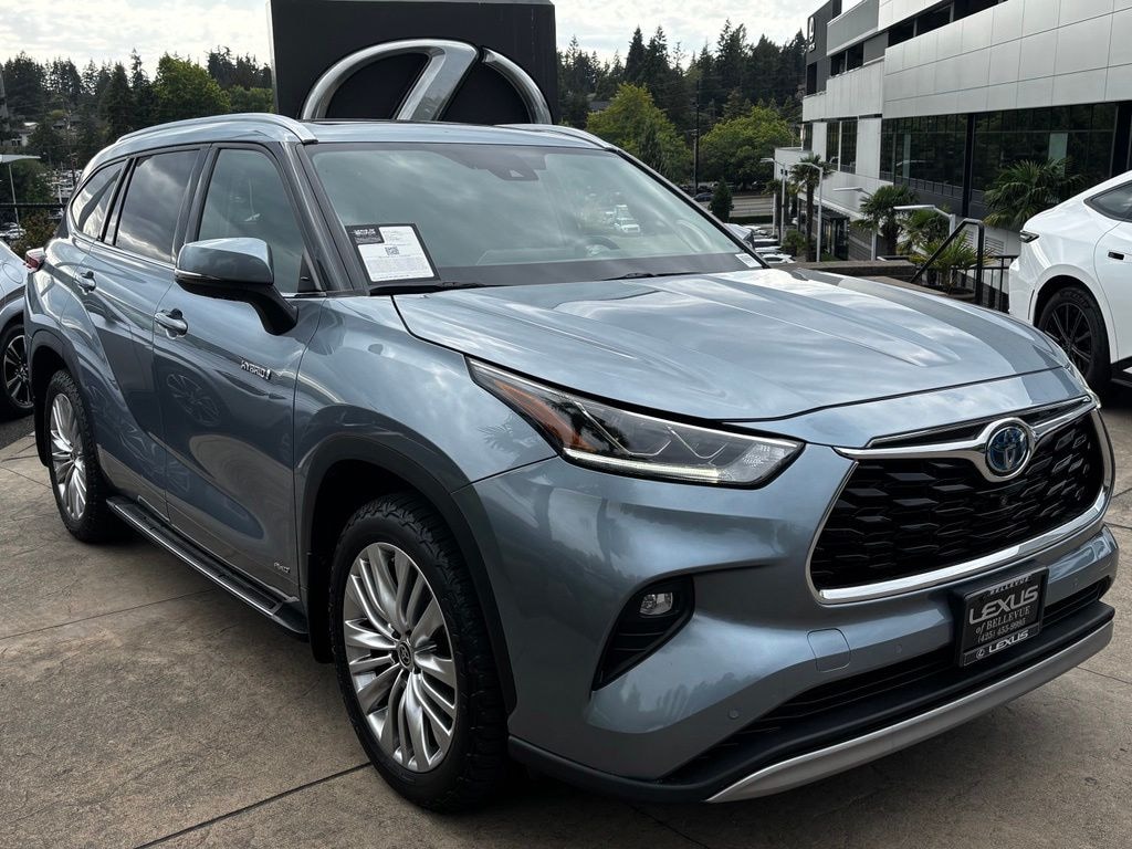 Used 2021 Toyota Highlander Hybrid Platinum