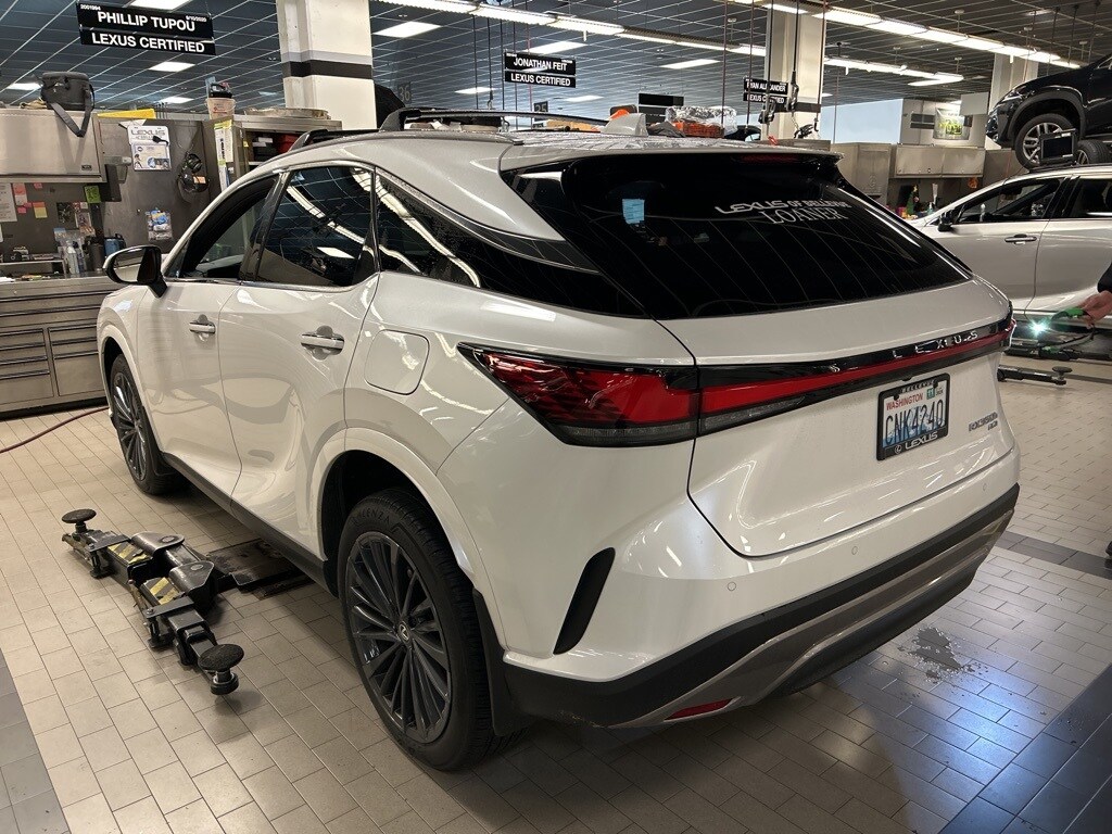 2024 Lexus RX 350h photo 3