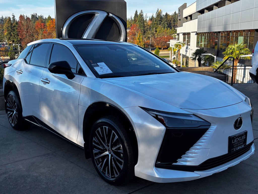 2023 Lexus RZ