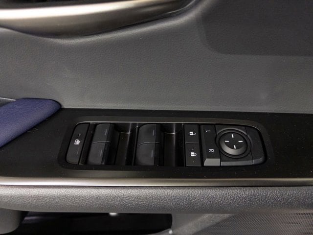 2026 Lexus UX Hybrid 300h Premium - Photo 19