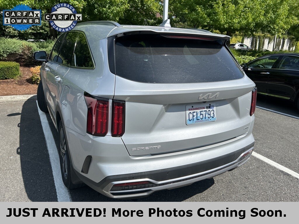 2023 Kia Sorento Plug-In Hybrid SX Prestige photo 2