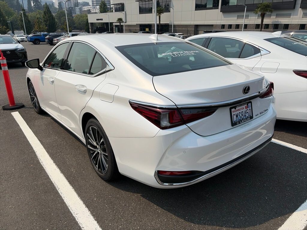 Used 2024 Lexus ES