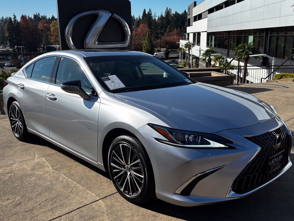 2025 LEXUS ES 300h SEDAN 