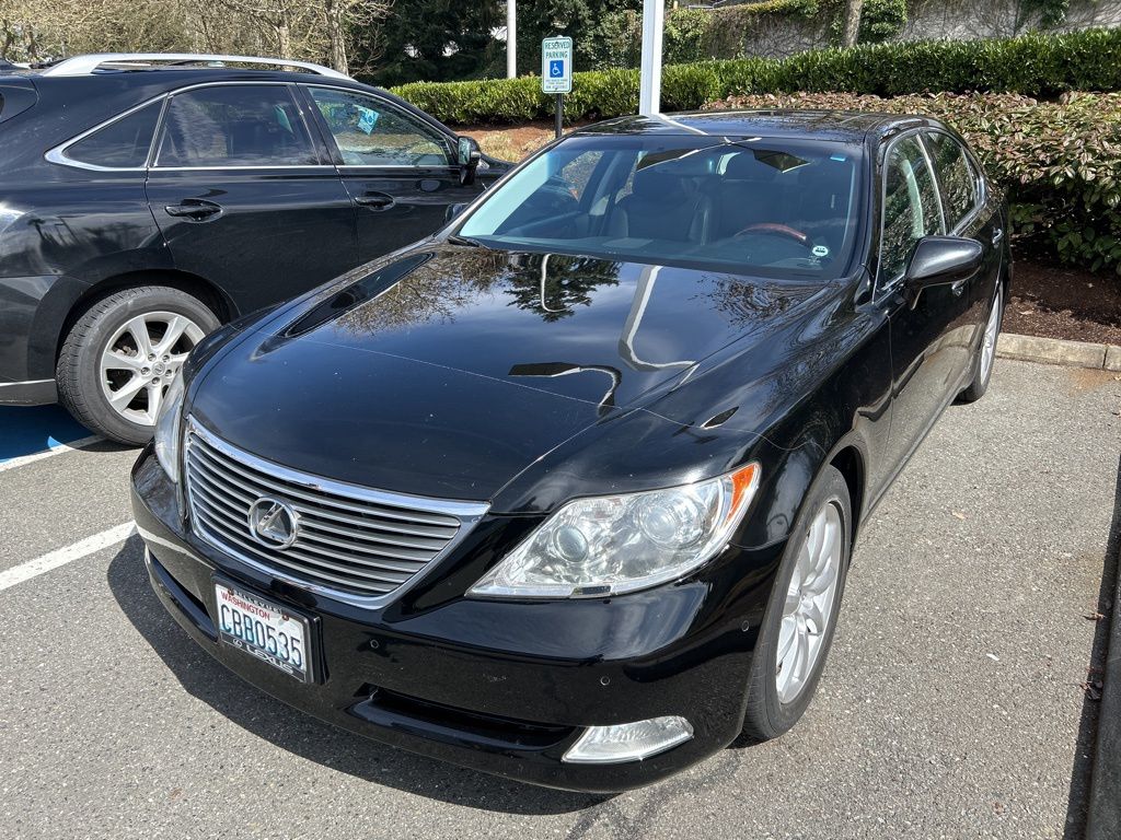 2008 Lexus LS Base