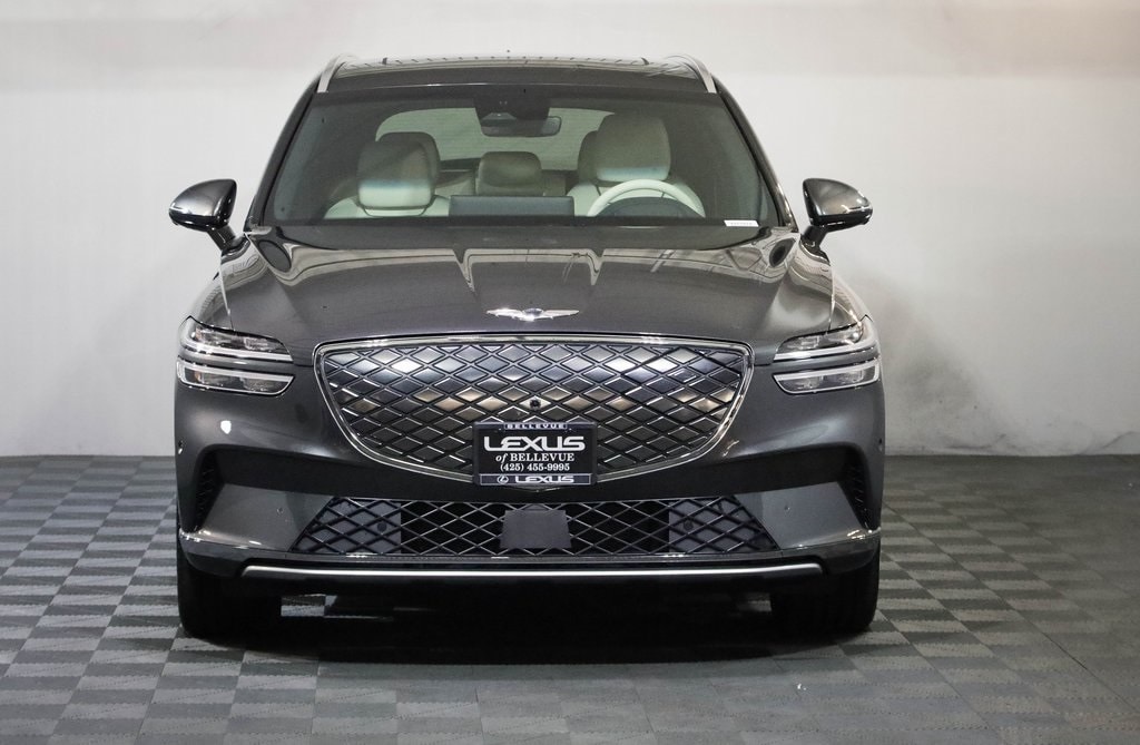 Used 2024 GENESIS GV70 Advanced with VIN 5NMMCET15RH003726 for sale in Bellevue, WA