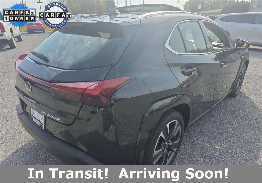 2025 Lexus UX Premium photo 4