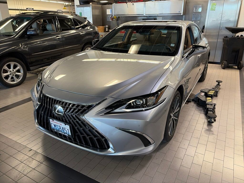 Used 2024 Lexus ES
