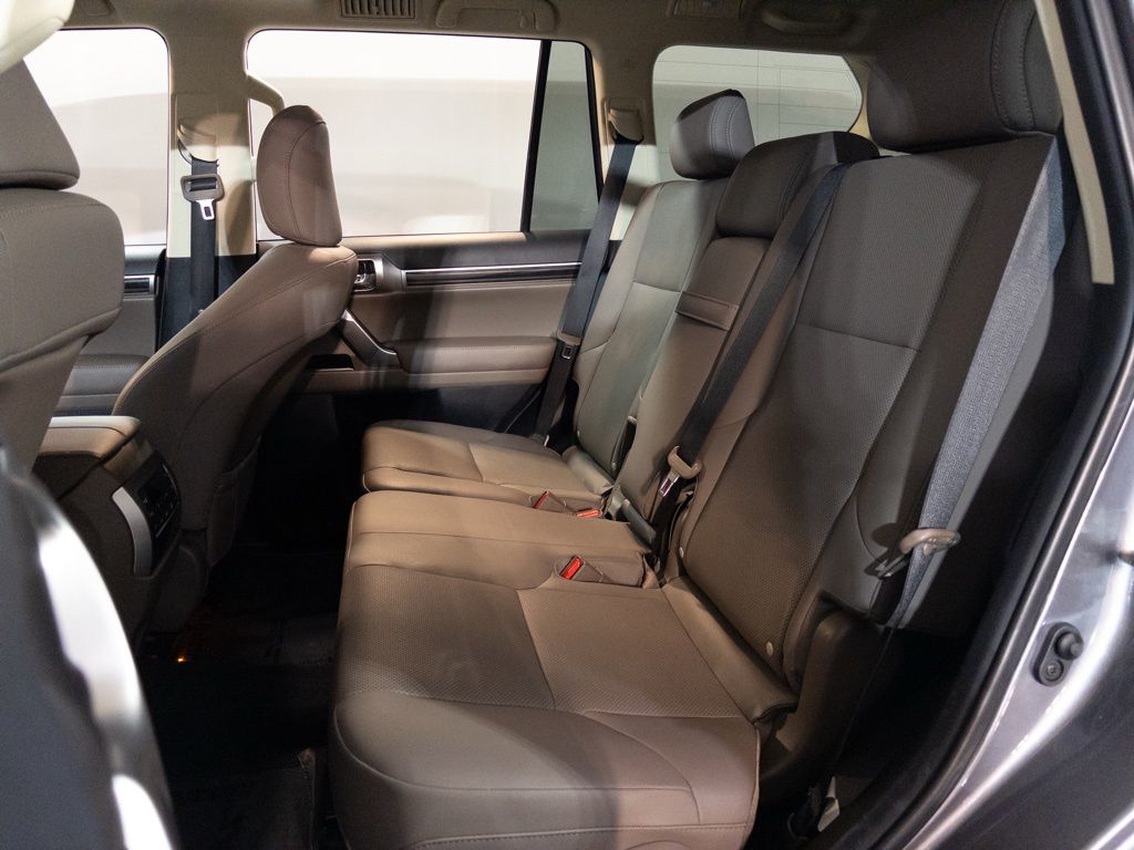 2023 Lexus GX PREMIUM - Photo 13