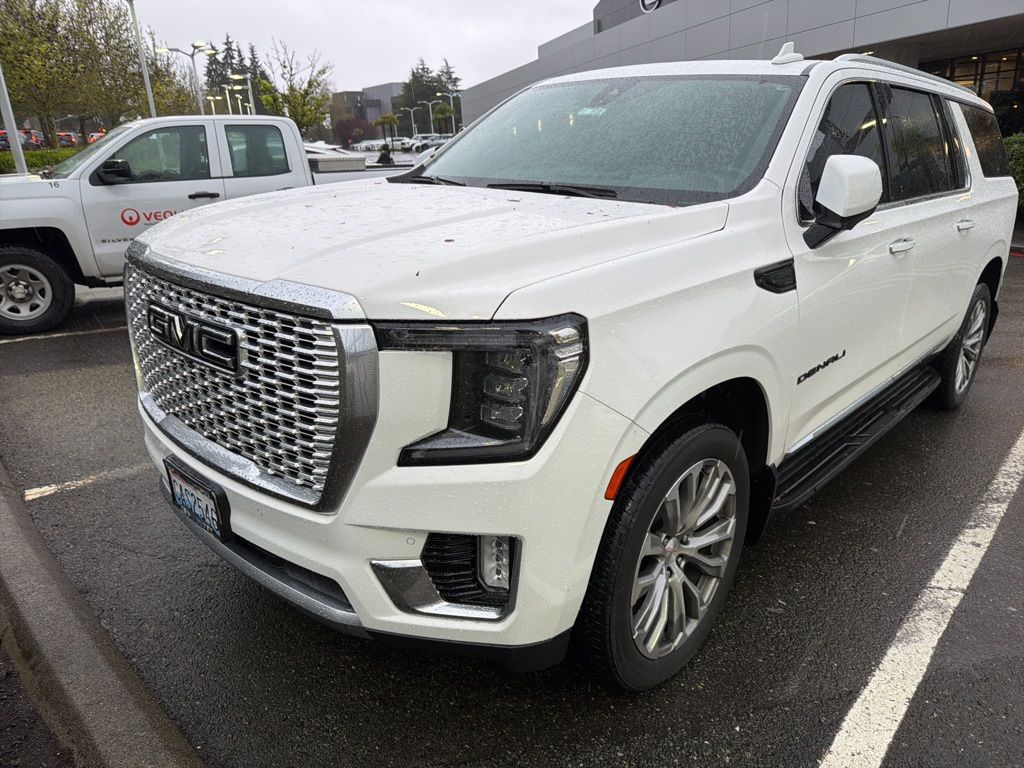 2021 GMC Yukon Denali AWD's photo