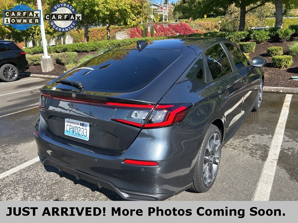 2025 Honda Civic Hatchback Hybrid Sport Touring photo 4