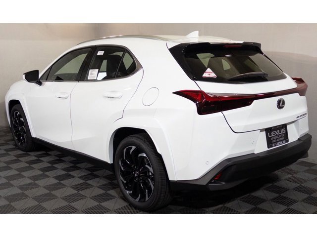 2026 Lexus UX Hybrid 300h Premium - Photo 6