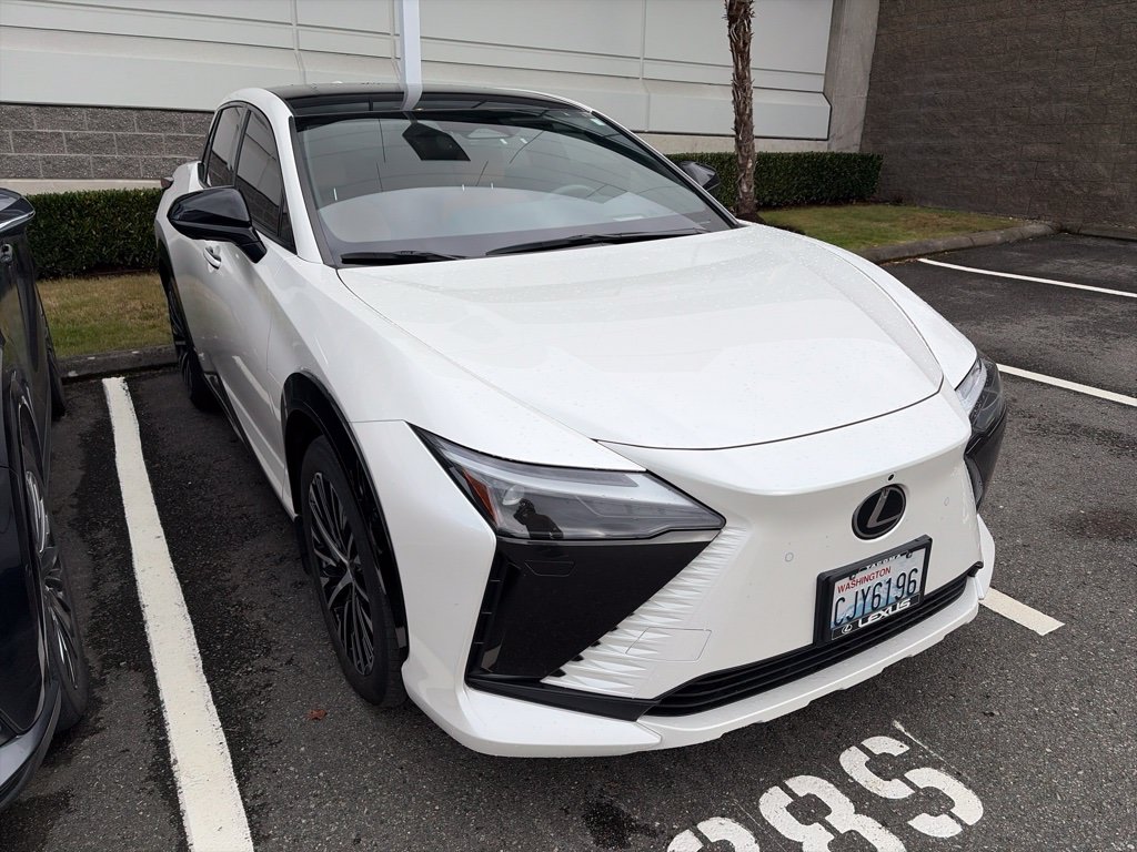 Used 2023 Lexus RZ Luxury with VIN JTJAAAAB0PA016840 for sale in Bellevue, WA