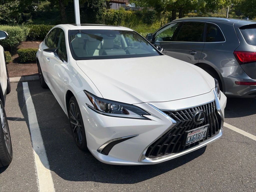 Used 2024 Lexus ES