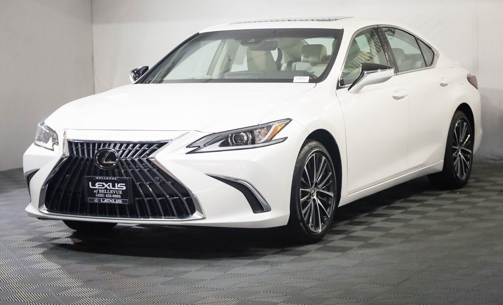 2024 Lexus ES 300h Premium photo 3