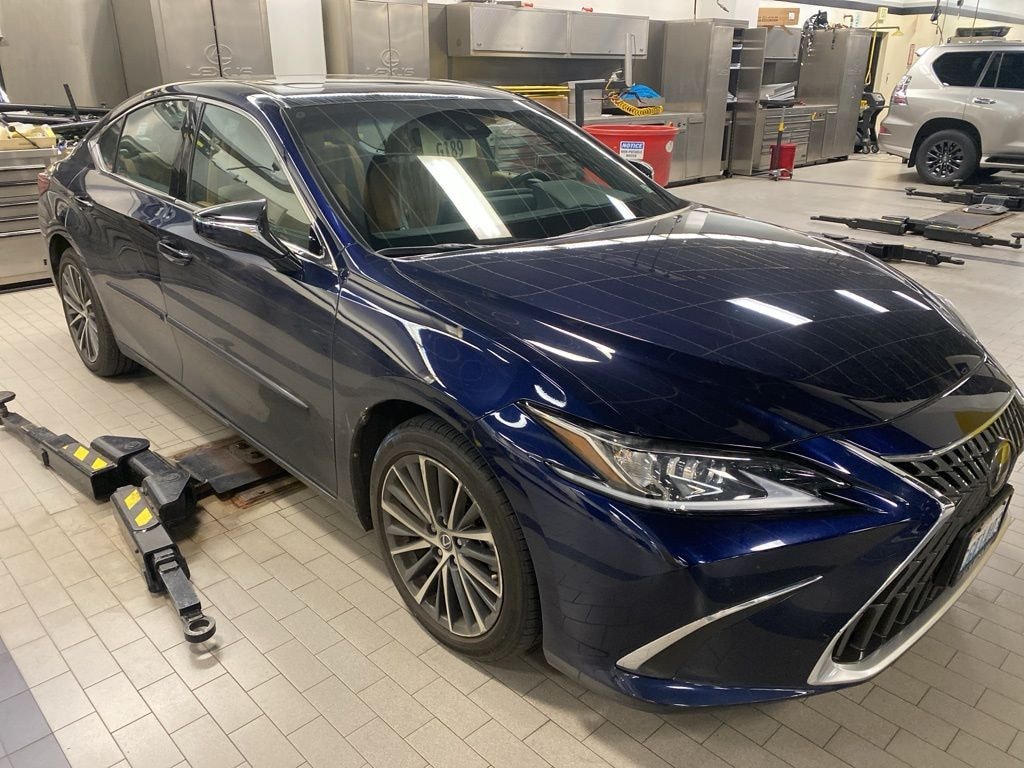 Certified 2023 Lexus ES 250 AWD SEDAN