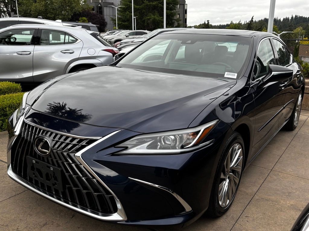 Used 2023 Lexus ES ES 300h Luxury