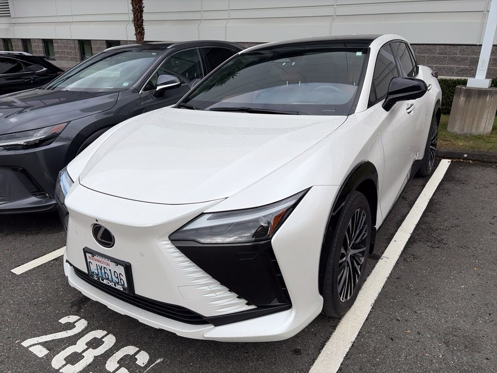 2023 Lexus RZ