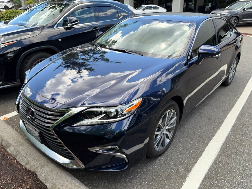 Used 2018 Lexus ES