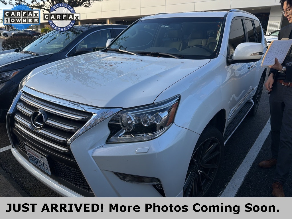 2019 Lexus GX Base's photo