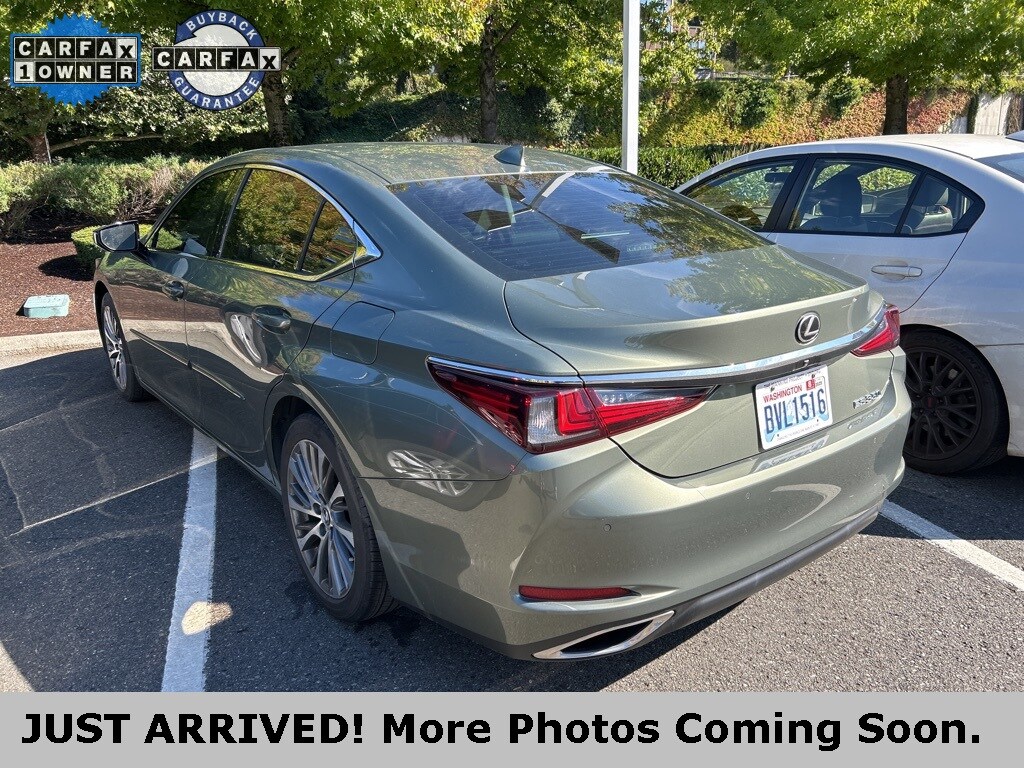 2020 Lexus ES 350 Premium photo 3