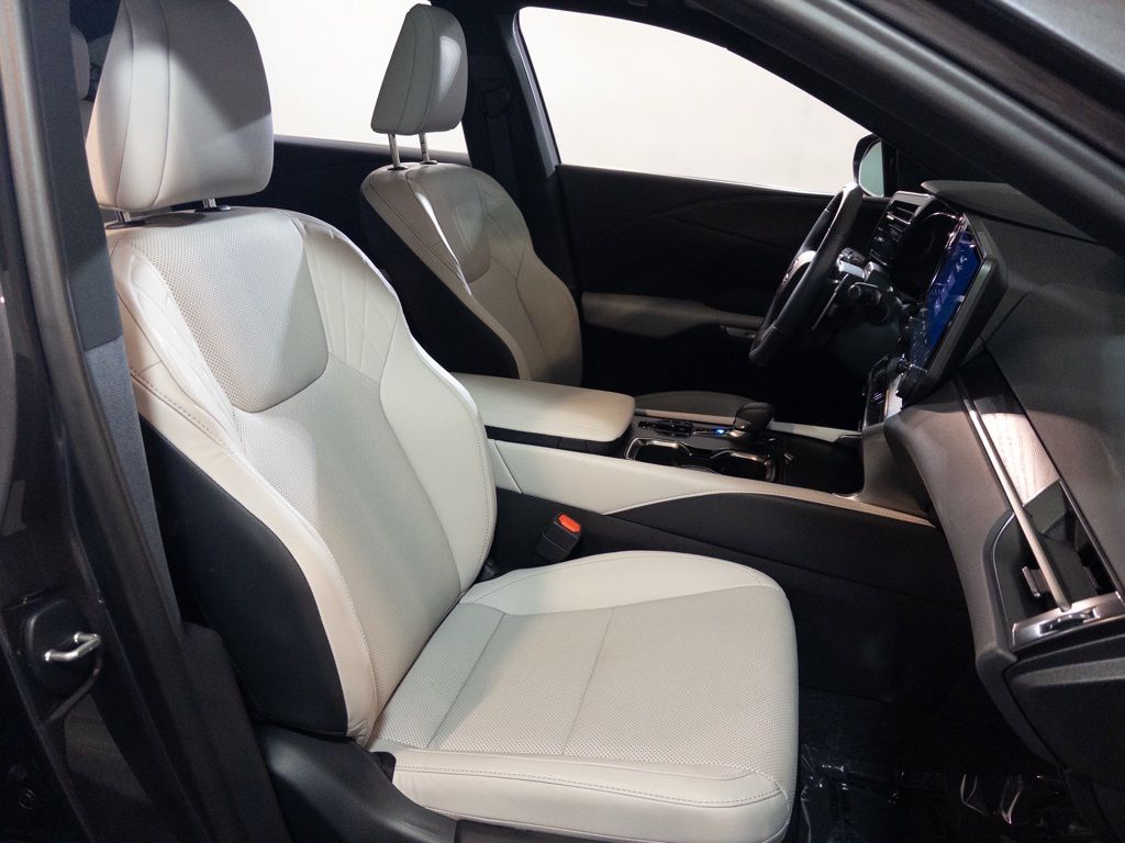 2025 Lexus RX Hybrid 350h - Photo 15