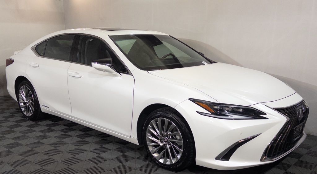 2022 Lexus ES Hybrid